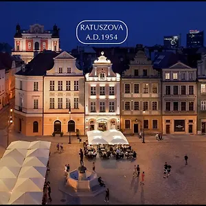 Appartamento Ratuszova Stary Rynek Old Market Sq Premium & Restaurant Ad 1954, Poznań